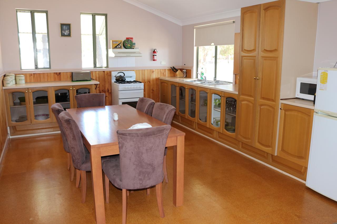 Kendenup Cottages And Lodge Εξωτερικό φωτογραφία
